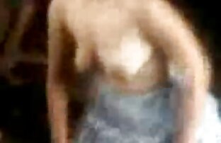 سینه کلان, Sarah Vandella fucks در بر روی نیمکت با یک دختر دانلود كليپ كم حجم سكسي