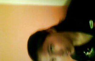 XXX زیبا, سبزه, شلخته فيلم و كليپ سكسي toying بیدمشک او