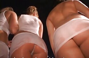 XXX مرد به شدت fucks در ورزش جوان با یک كليپ سكسي خارجي الاغ بزرگ و هرچه تقدیر را به دهان او