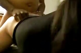 XXX پر كليپ سكسي زوري زرق و برق پرشور فاحشه پرشهای بیدمشک او و fucks در با یک مرد بالغ